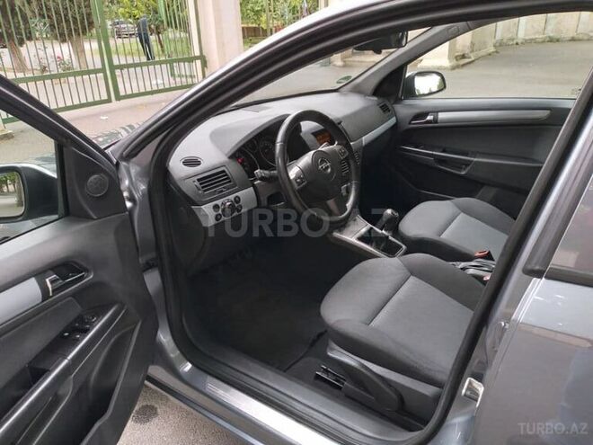 Opel Astra 2006, 180,000 km - 1.4 l - Mingəçevir