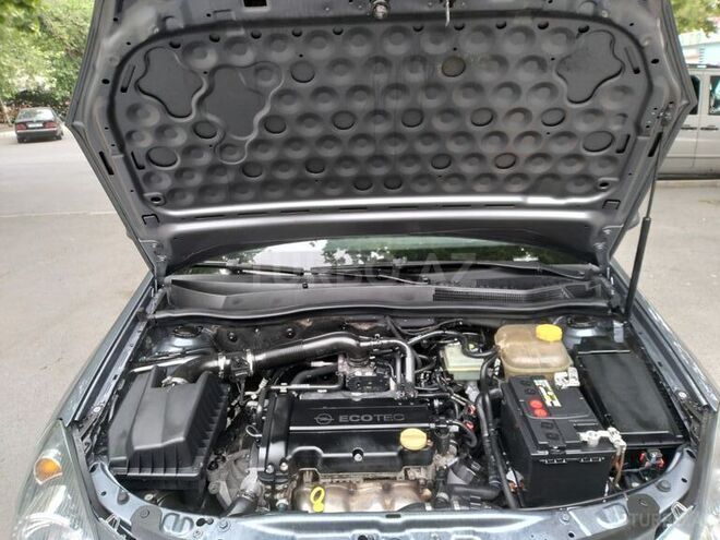 Opel Astra 2006, 180,000 km - 1.4 l - Mingəçevir