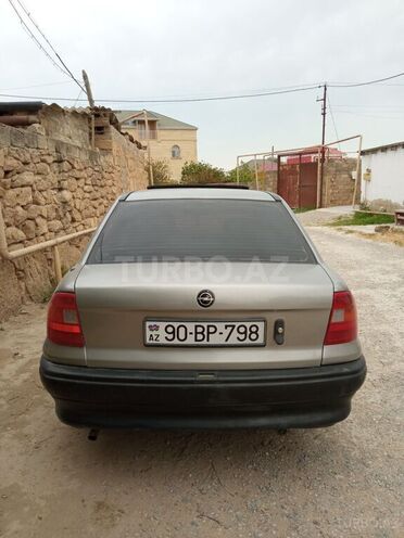 Opel Astra 1994, 420,735 km - 1.6 l - Bakı