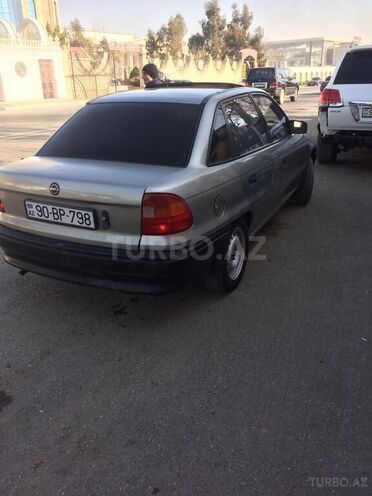 Opel Astra 1994, 420,735 km - 1.6 l - Bakı