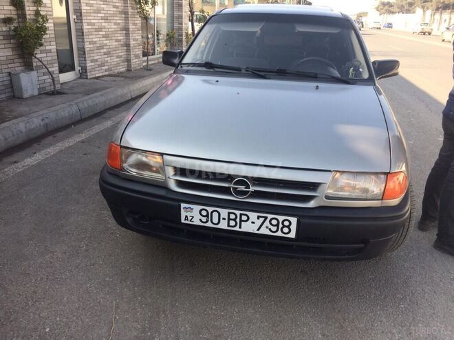 Opel Astra 1994, 420,735 km - 1.6 l - Bakı