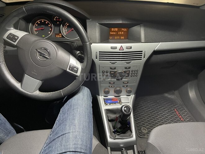 Opel Astra 2009, 195,200 km - 1.4 l - Bakı