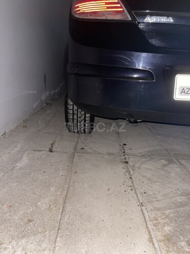 Opel Astra 2009, 195,200 km - 1.4 l - Bakı