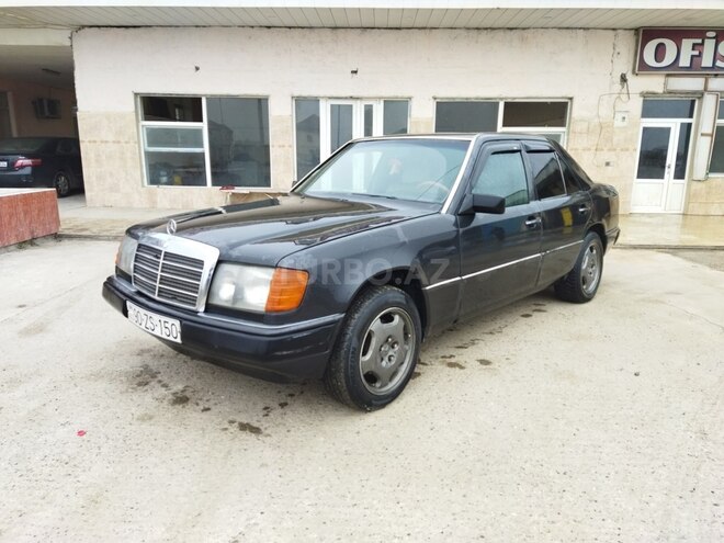 Mercedes E 230 1992, 245,478 km - 2.3 л - Bakı