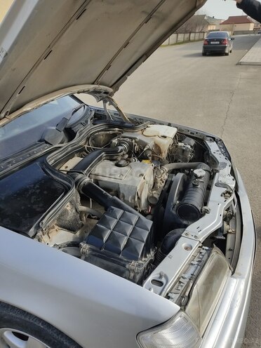 Mercedes C 180 1993, 300,000 km - 1.8 l - Neftçala