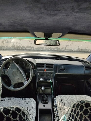 Mercedes C 180 1993, 300,000 km - 1.8 l - Neftçala