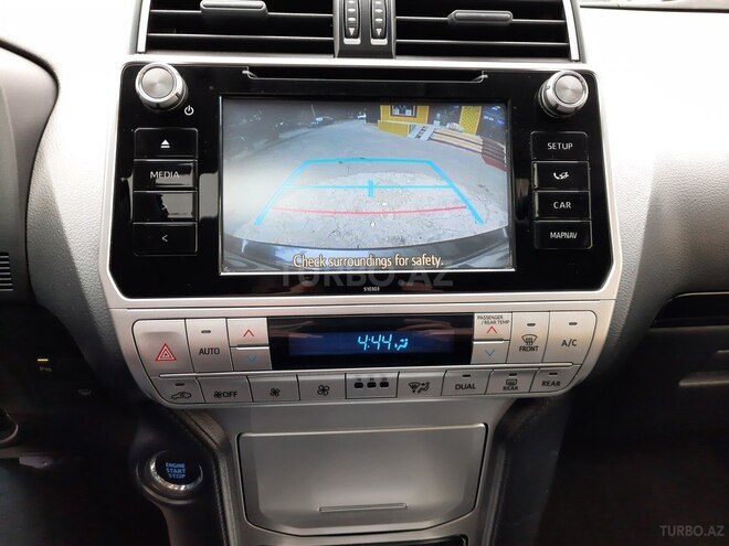 Toyota Prado 2018, 99,000 km - 3.0 l - Bakı