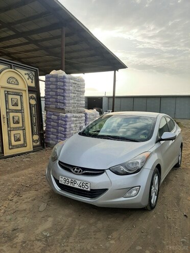 Hyundai Elantra 2011, 135,666 km - 1.8 l - Masallı