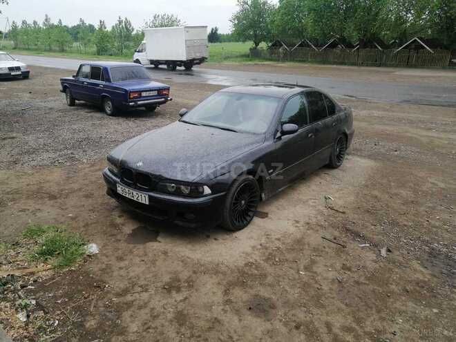 BMW 540 2001, 270,000 km - 4.4 l - Cəlilabad