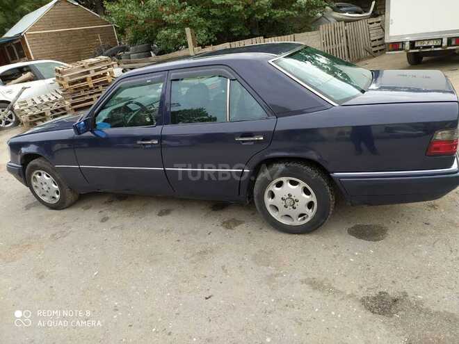 Mercedes E 200 1994, 675,000 km - 2.0 l - Bakı