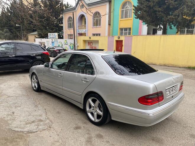 Mercedes E 240 2000, 205,000 km - 2.6 l - Bakı