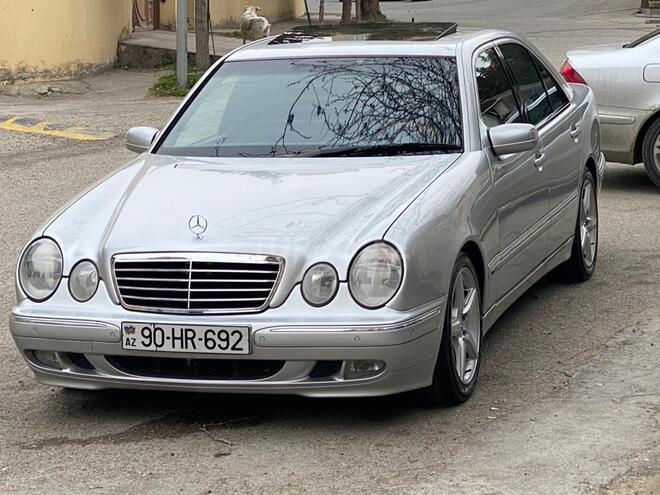 Mercedes E 240 2000, 205,000 km - 2.6 l - Bakı