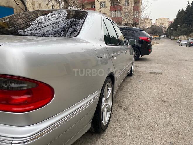 Mercedes E 240 2000, 205,000 km - 2.6 l - Bakı