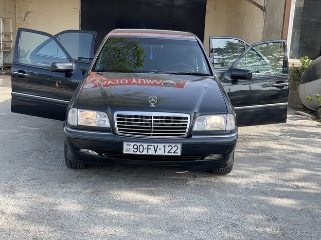 Mercedes C 200 1999, 305,000 km - 2.0 l - Bakı