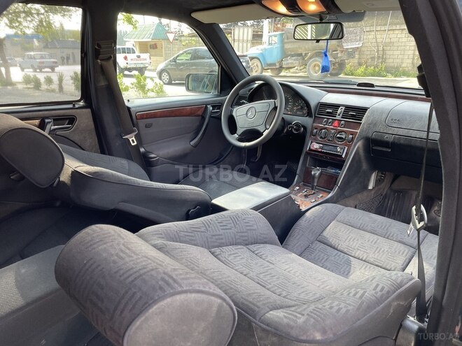 Mercedes C 200 1999, 305,000 km - 2.0 l - Bakı
