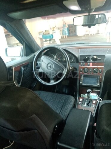 Mercedes C 200 1995, 680,000 km - 2.0 l - Bakı