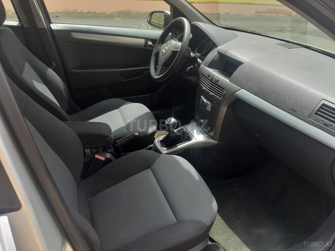 Opel Astra 2006, 148,000 km - 1.4 l - Bakı