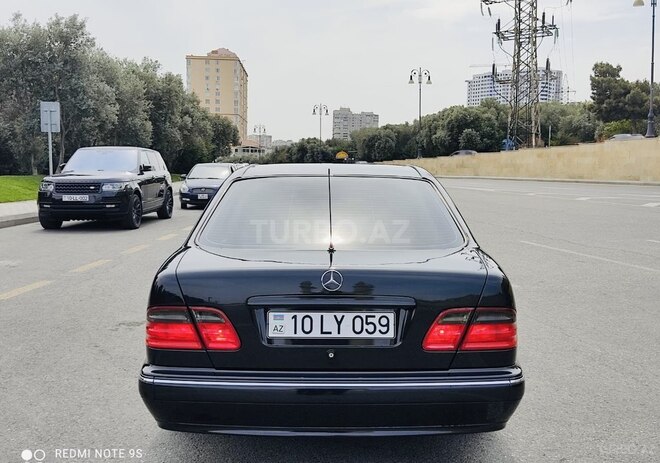 Mercedes E 240 2000, 367,000 km - 2.4 l - Bakı