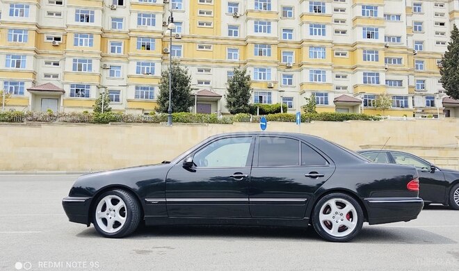 Mercedes E 240 2000, 367,000 km - 2.4 l - Bakı