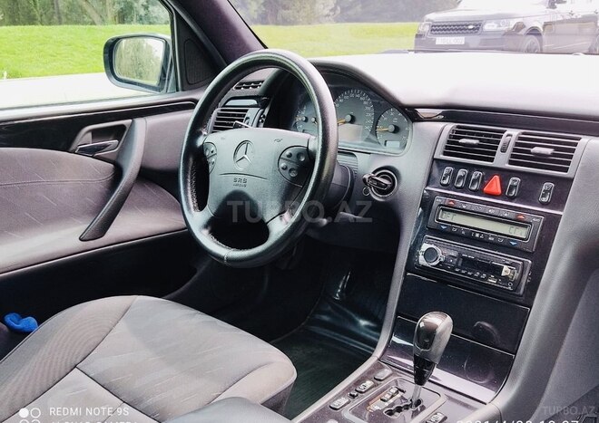 Mercedes E 240 2000, 367,000 km - 2.4 l - Bakı