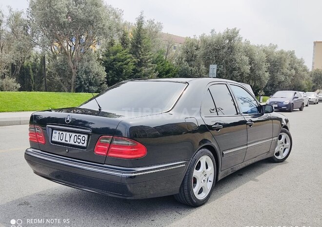 Mercedes E 240 2000, 367,000 km - 2.4 l - Bakı