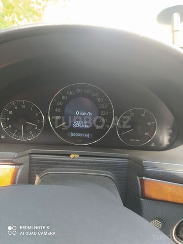 Mercedes E 270 2002, 280,397 km - 2.7 l - Salyan