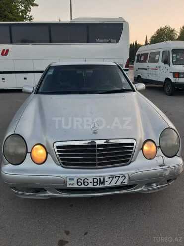 Mercedes E 220 2000, 200,000 km - 2.2 l - Bakı