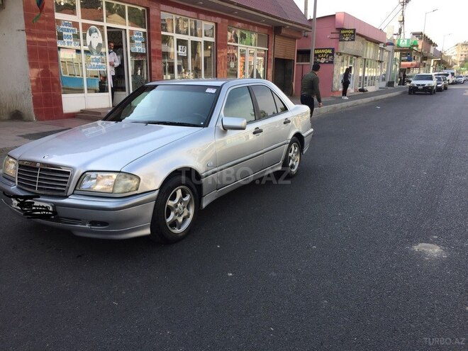 Mercedes C 180 2000, 312,700 km - 1.8 l - Bakı