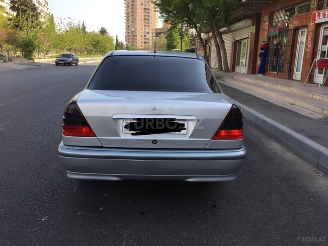 Mercedes C 180 2000, 312,700 km - 1.8 l - Bakı