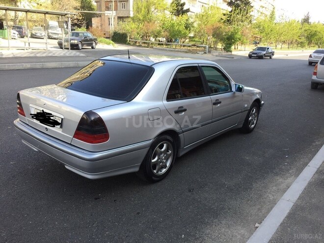 Mercedes C 180 2000, 312,700 km - 1.8 l - Bakı