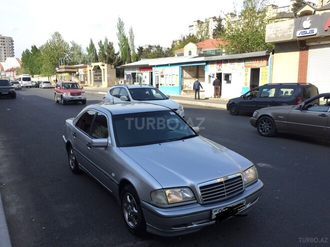 Mercedes C 180 2000, 312,700 km - 1.8 l - Bakı