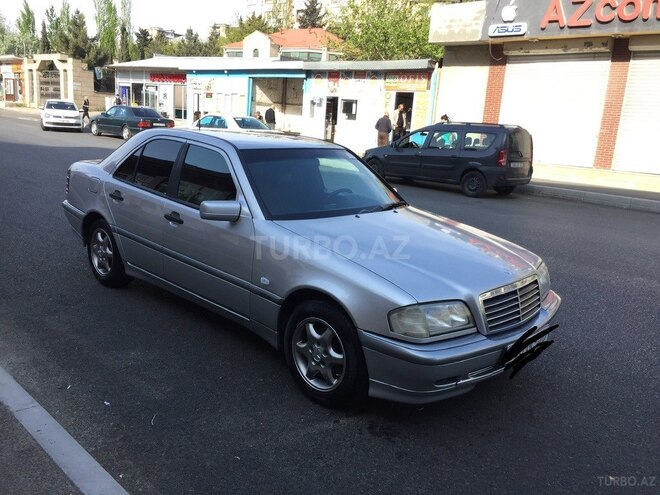 Mercedes C 180 2000, 312,700 km - 1.8 l - Bakı