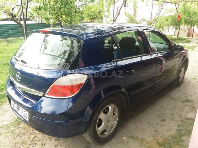 Opel Astra 2004, 210,000 km - 1.4 л - Qəbələ