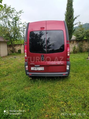 Opel Vivaro 2007, 407,000 km - 2.5 l - Balakən