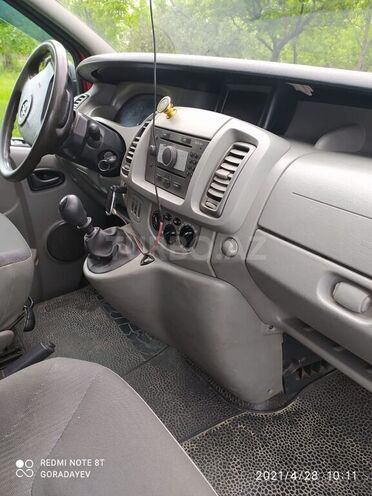 Opel Vivaro 2007, 407,000 km - 2.5 l - Balakən