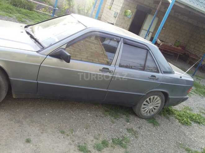 Mercedes 190 1991, 142,223 km - 2.0 l - Bərdə