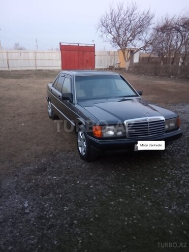 Mercedes 190 1991, 276,000 km - 2.0 л - Ucar