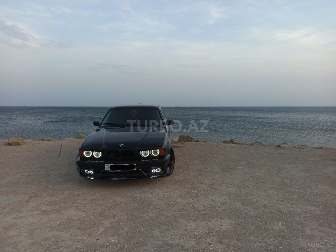 BMW 525 1995, 370,000 km - 2.5 л - Bakı