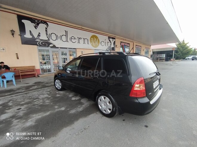 Toyota Corolla 2006, 175,000 km - 1.4 l - İmişli