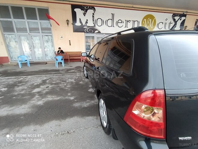 Toyota Corolla 2006, 175,000 km - 1.4 l - İmişli