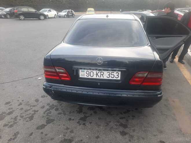 Mercedes E 270 2000, 372,300 km - 2.7 л - Sumqayıt