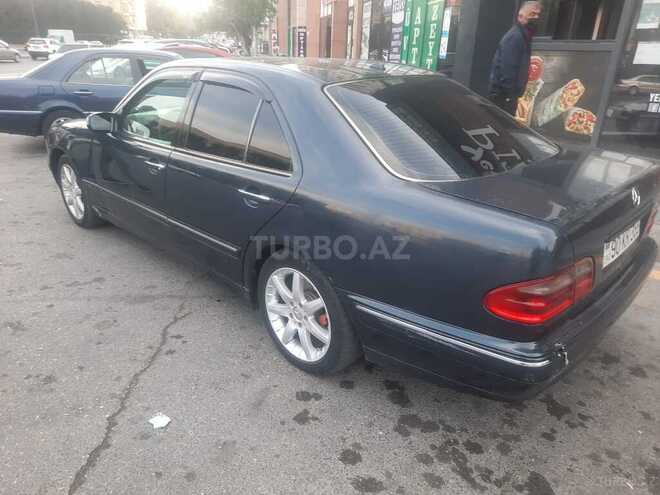 Mercedes E 270 2000, 372,300 km - 2.7 л - Sumqayıt