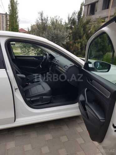 Volkswagen Passat 2013, 160,000 km - 1.8 l - Bakı