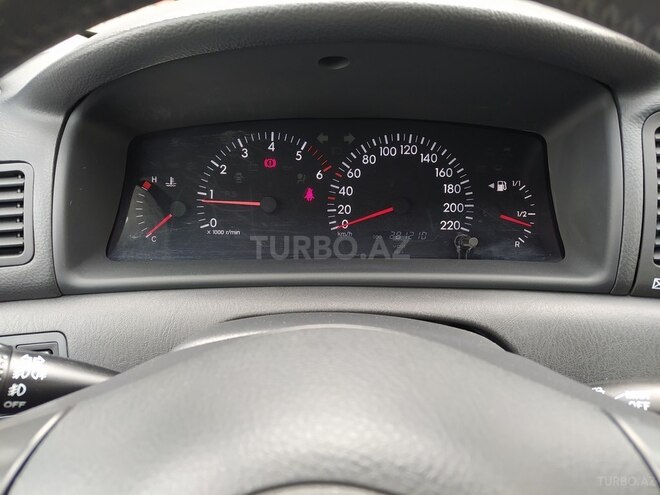Toyota Corolla 2005, 281,182 km - 1.4 l - Bakı