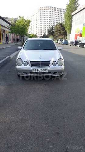 Mercedes E 240 2000, 379,000 km - 2.6 l - Bakı