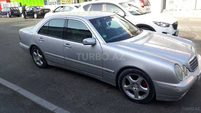 Mercedes E 240 2000, 379,000 km - 2.6 l - Bakı