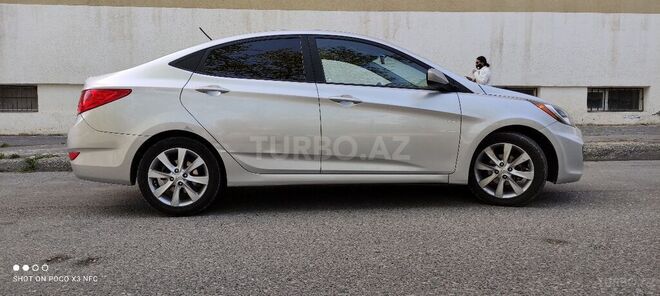 Hyundai Accent 2011, 105,000 km - 1.6 l - Bakı