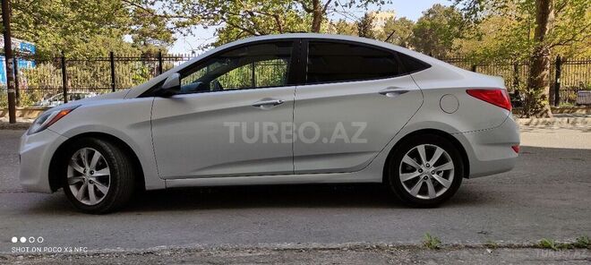 Hyundai Accent 2011, 105,000 km - 1.6 l - Bakı