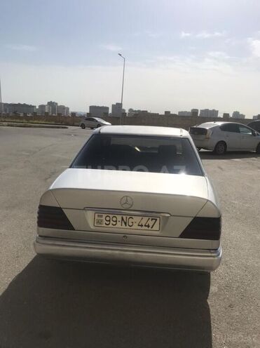 Mercedes E 200 1994, 891,000 km - 2.0 l - Bakı