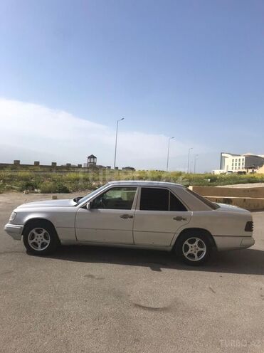 Mercedes E 200 1994, 891,000 km - 2.0 l - Bakı